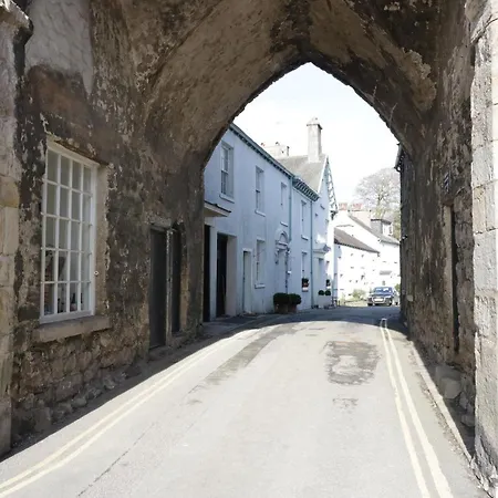 بيت للعطل Longlands Milkmaid's Parlour كارتميل